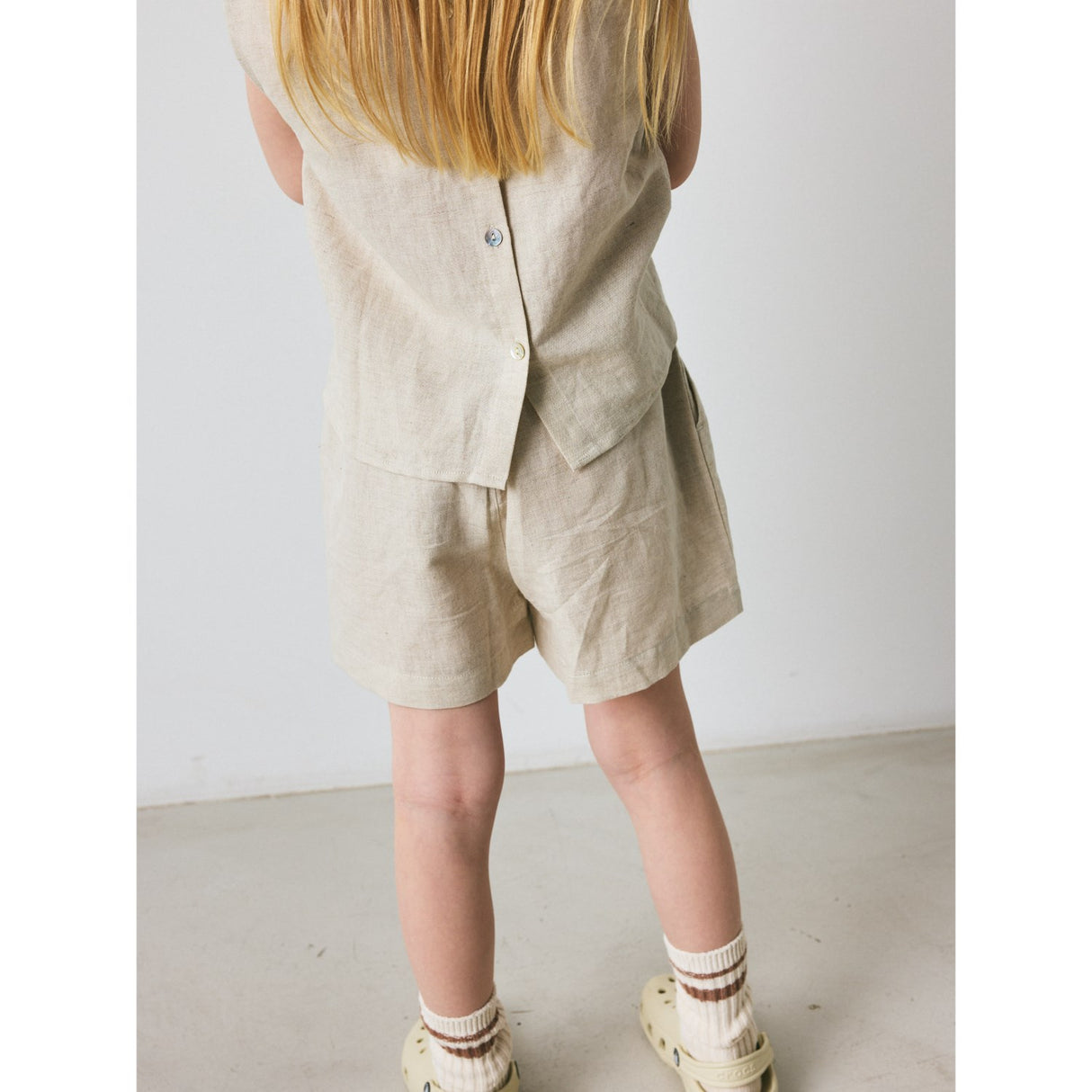 brunobruno nation Feather Gray Beige Theo Shorts