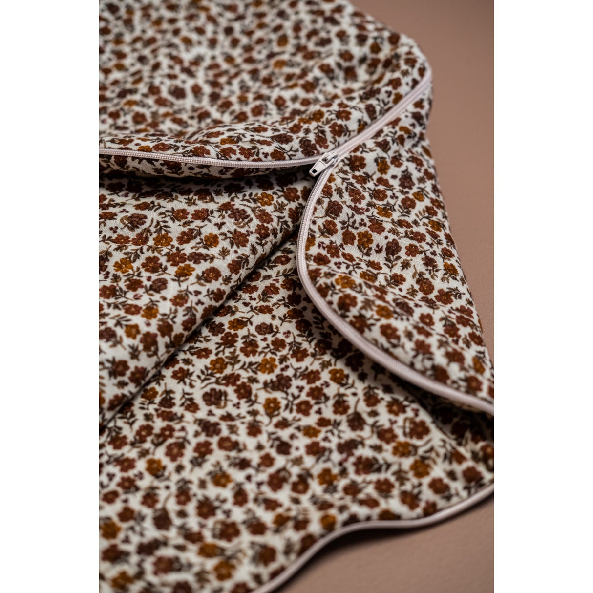 by KlipKlap Rose Wild Flower Sleeping Väska