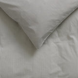 by KlipKlap Steel Grey Emil Stripe Sängkläder