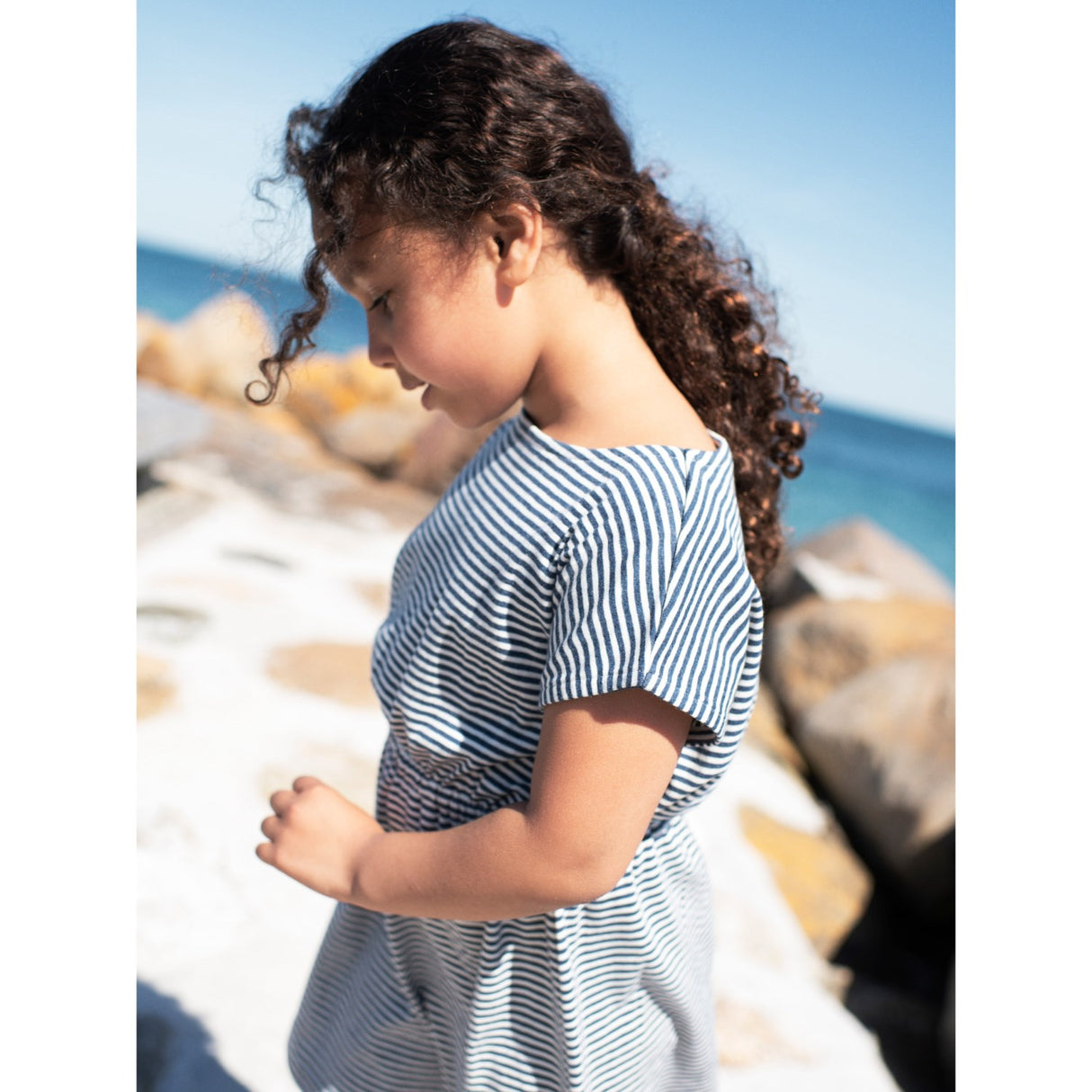 Serendipity Navy/Offwhite Strand Klänning Stripe