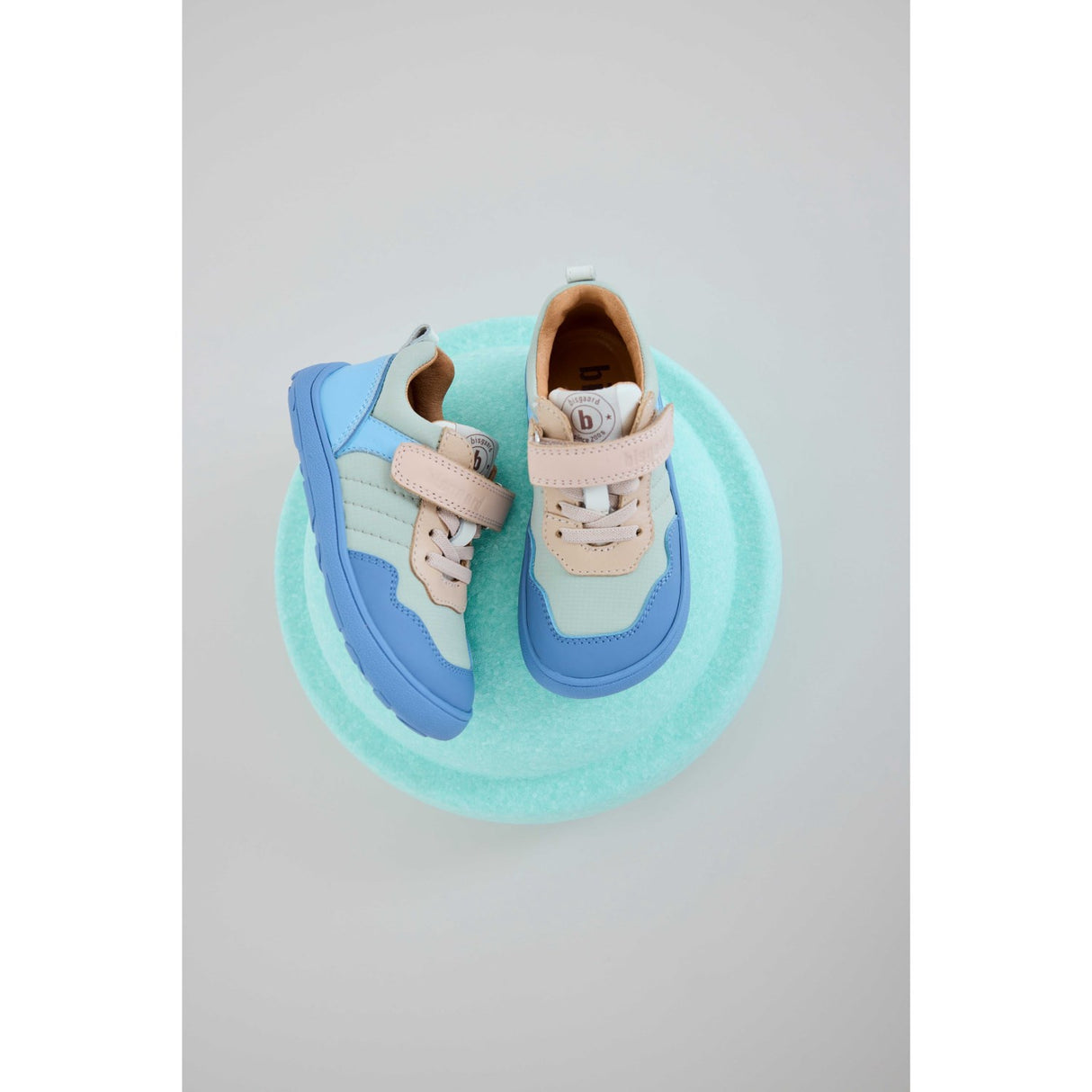 Bisgaard Sky Barefoot Baloo Kardborreband Skor