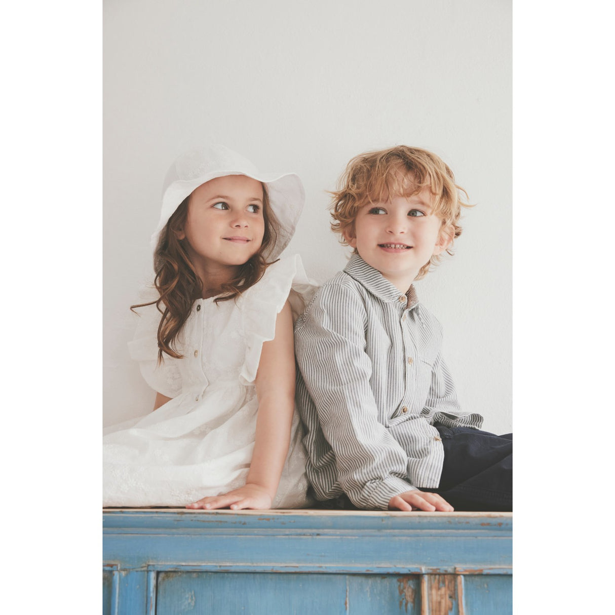 Huttelihut Antique White Klänning Ss Embroidery