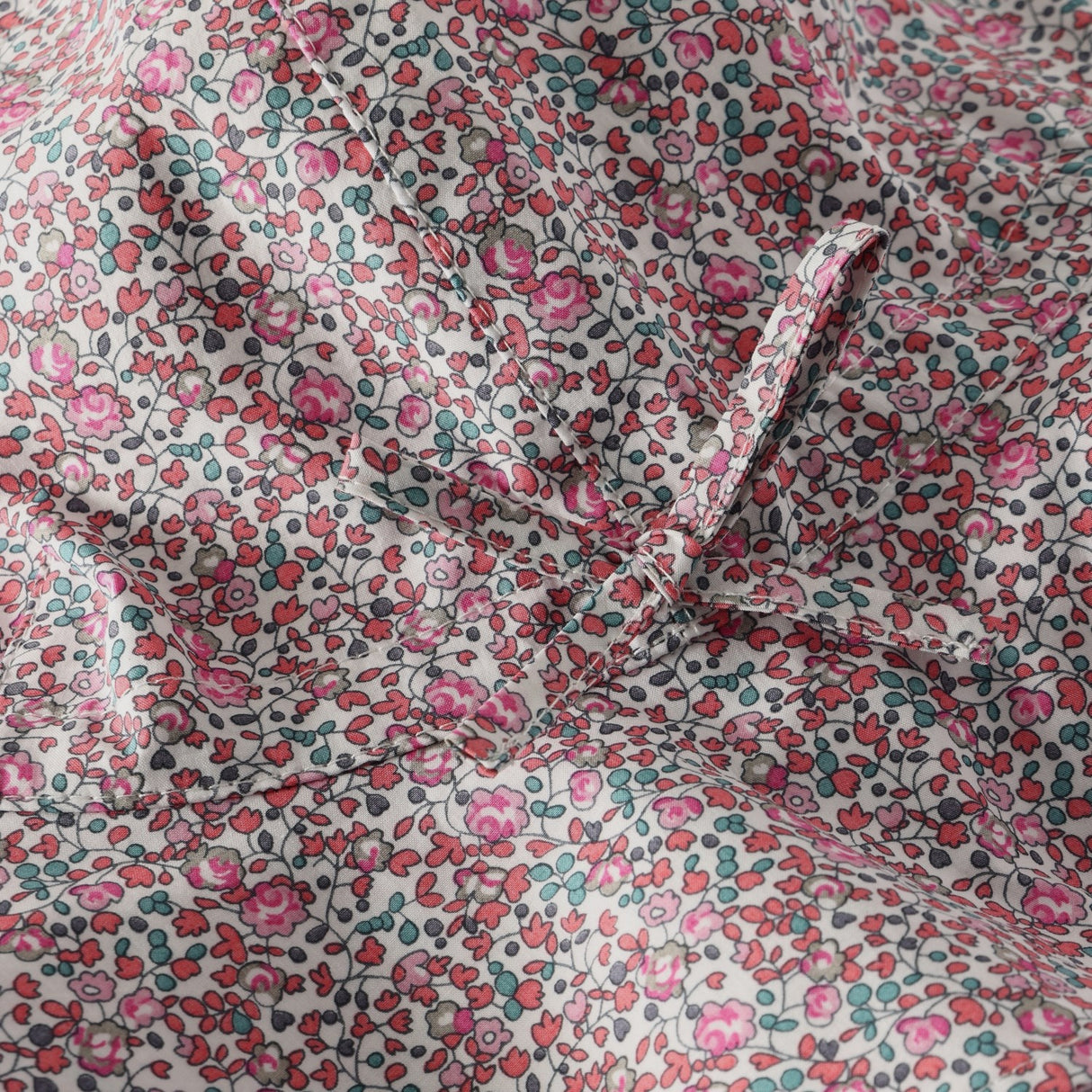 Huttelihut Plumeria Summer Mössa In Liberty Tyg