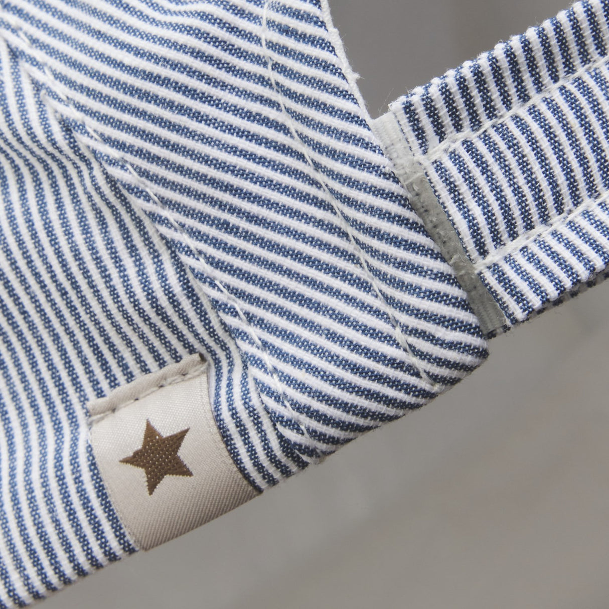 Huttelihut Bering Sea Keps Stripe