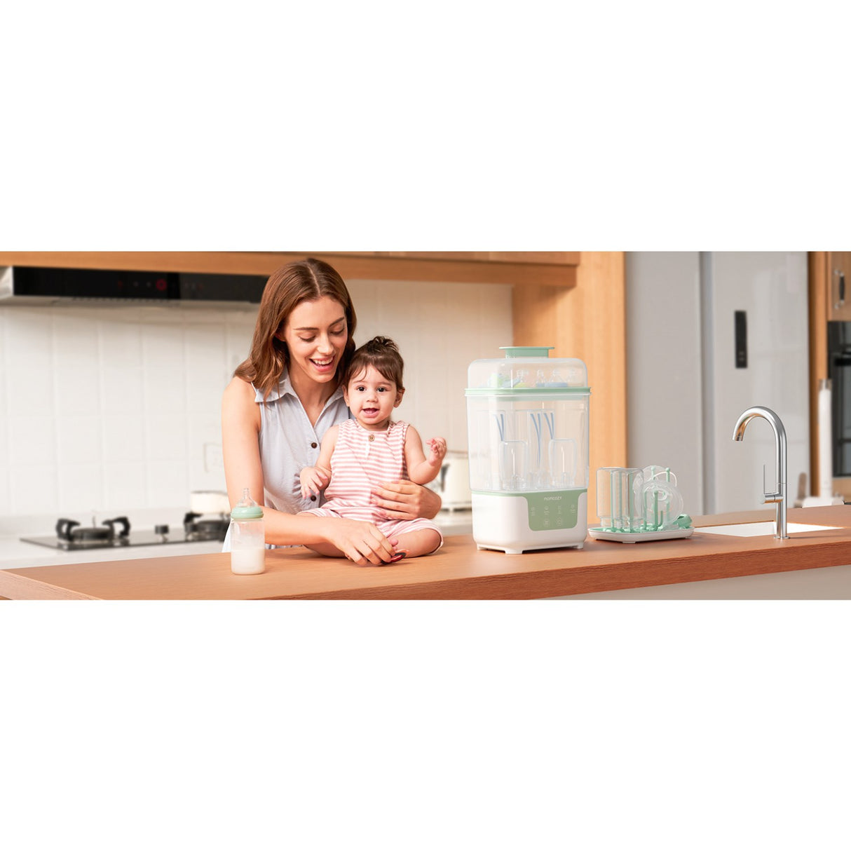 Momcozy BS04 4-in-1 Flaska Sterilizer And Dryer