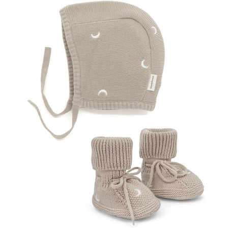 Moonboon Earth Stickad Bonnet Och Booties Giftbox