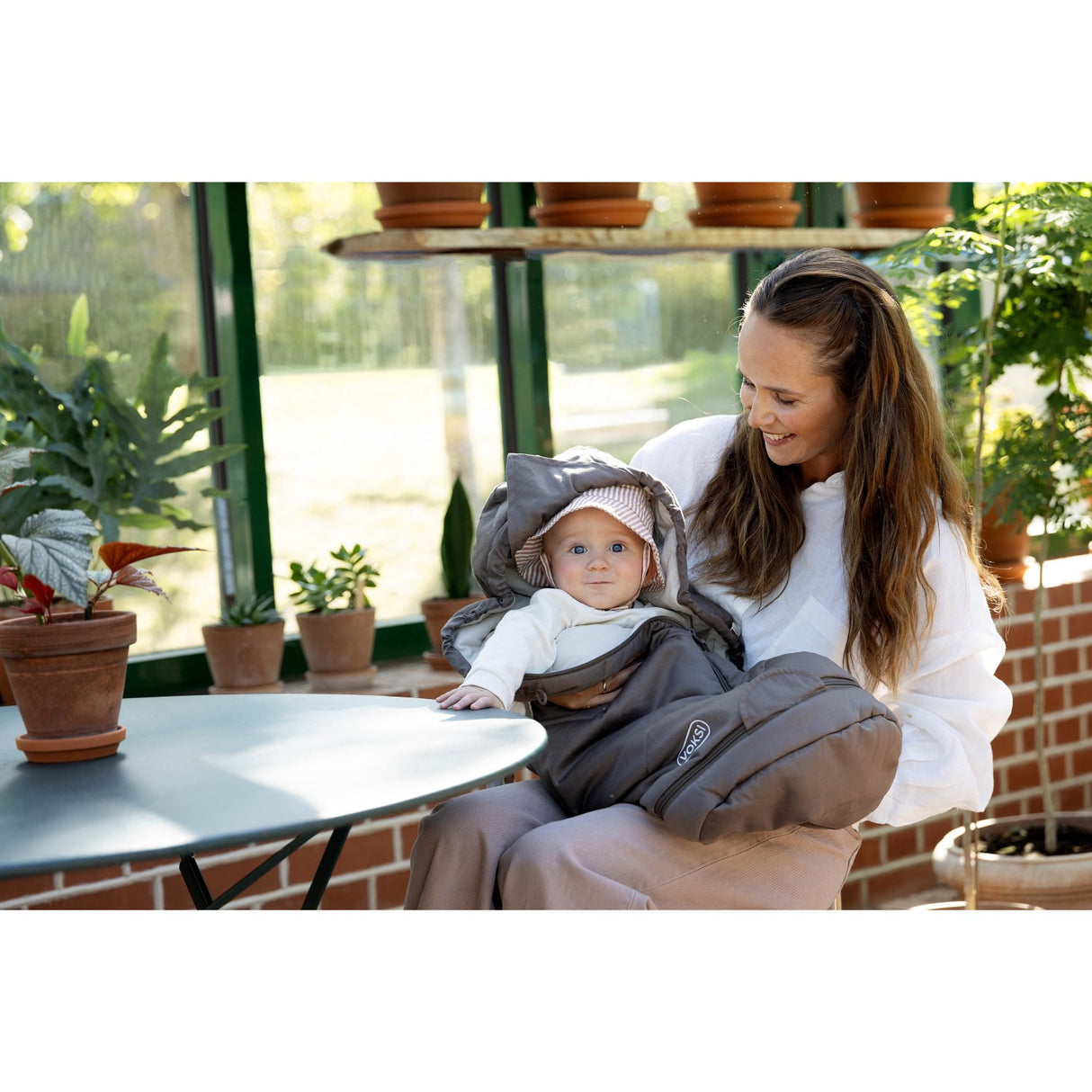 Voksi® Walnut Solid Sky Light