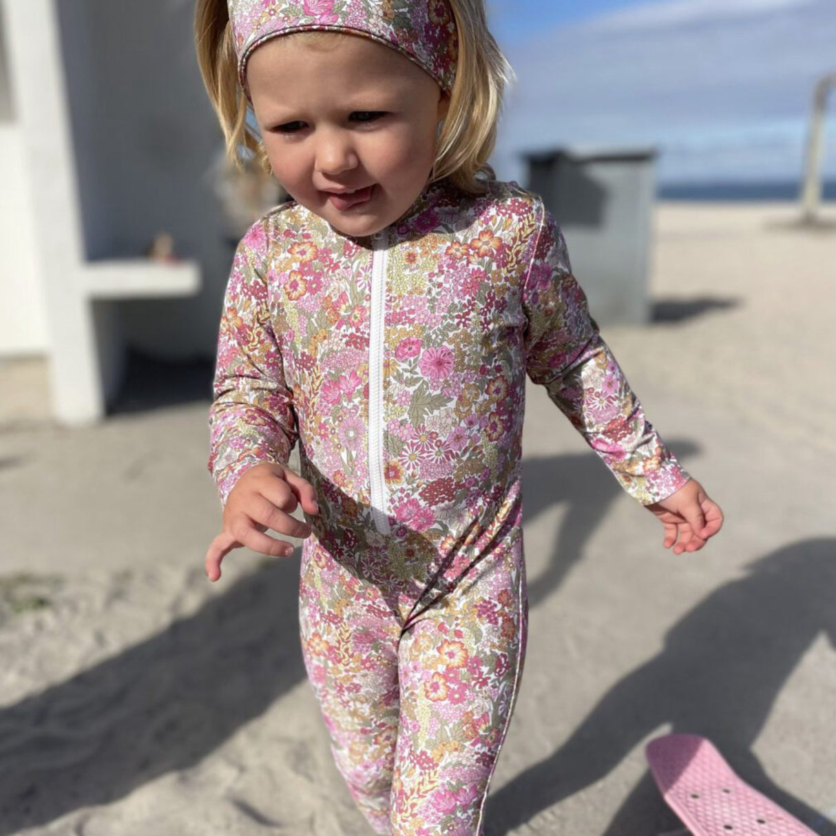 Petit Crabe Margaret Annie (Made With Liberty© Fabric) Lou Basic Sommerdrakt L/S