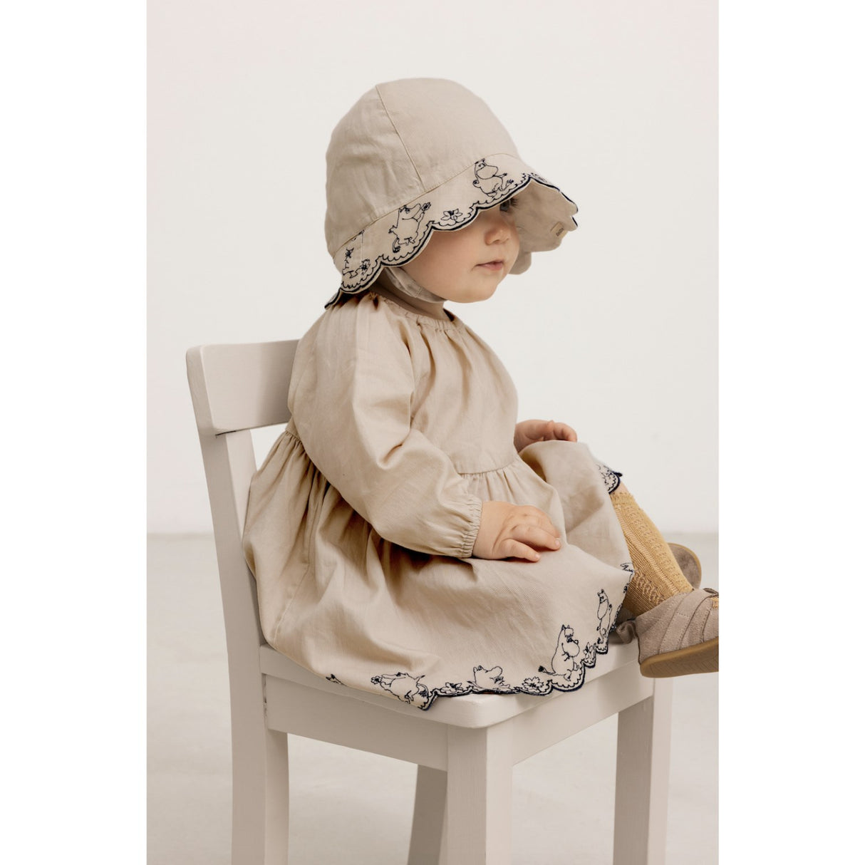 MarMar Cotton Texture Dancing Moomins Adrianna B Mössa