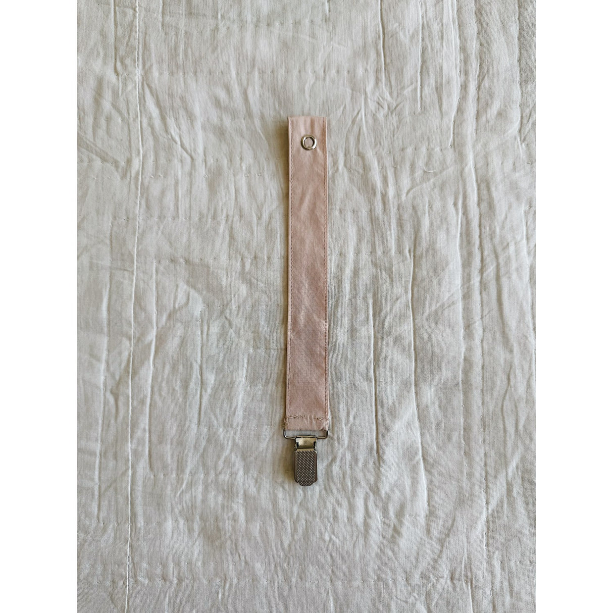 Lalaby Blush Napp Clip