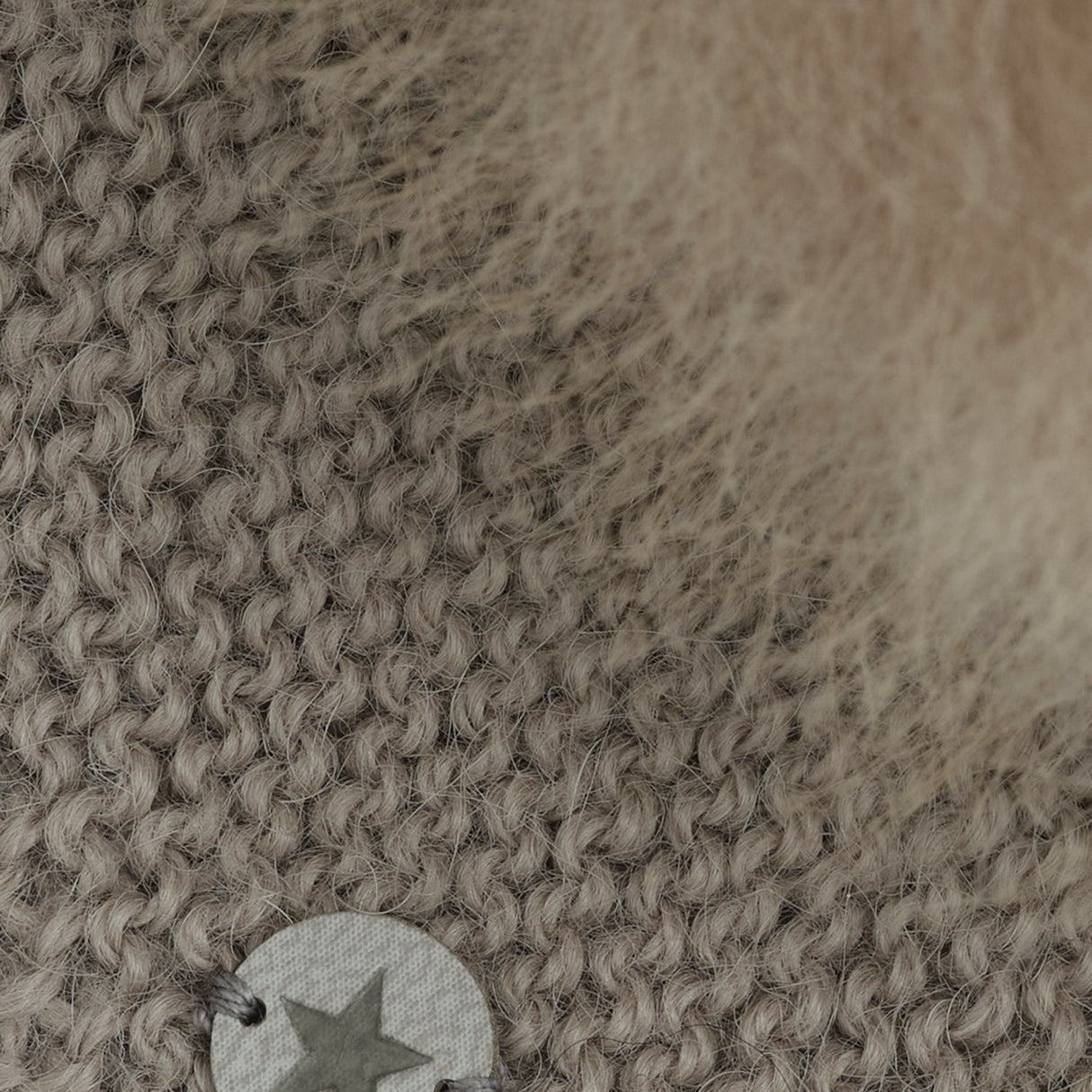 Huttelihut Atmosphere Bonnet Ull Stickad Alpaca Pompom