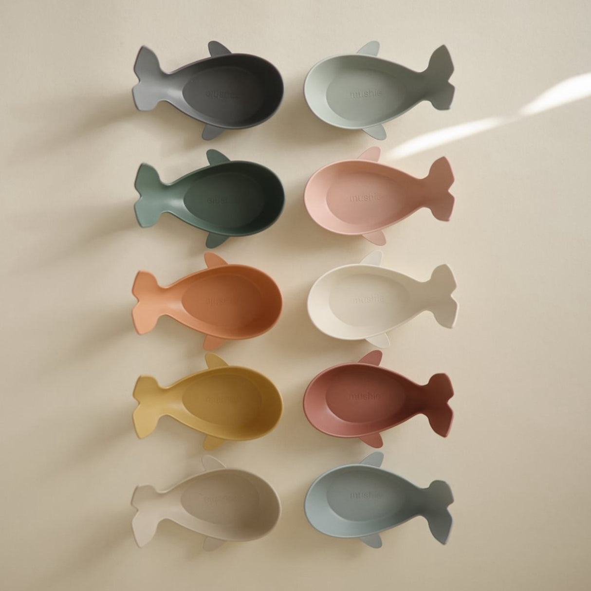 Mushie Retro Mushie Whale Bath Stackers - Retro