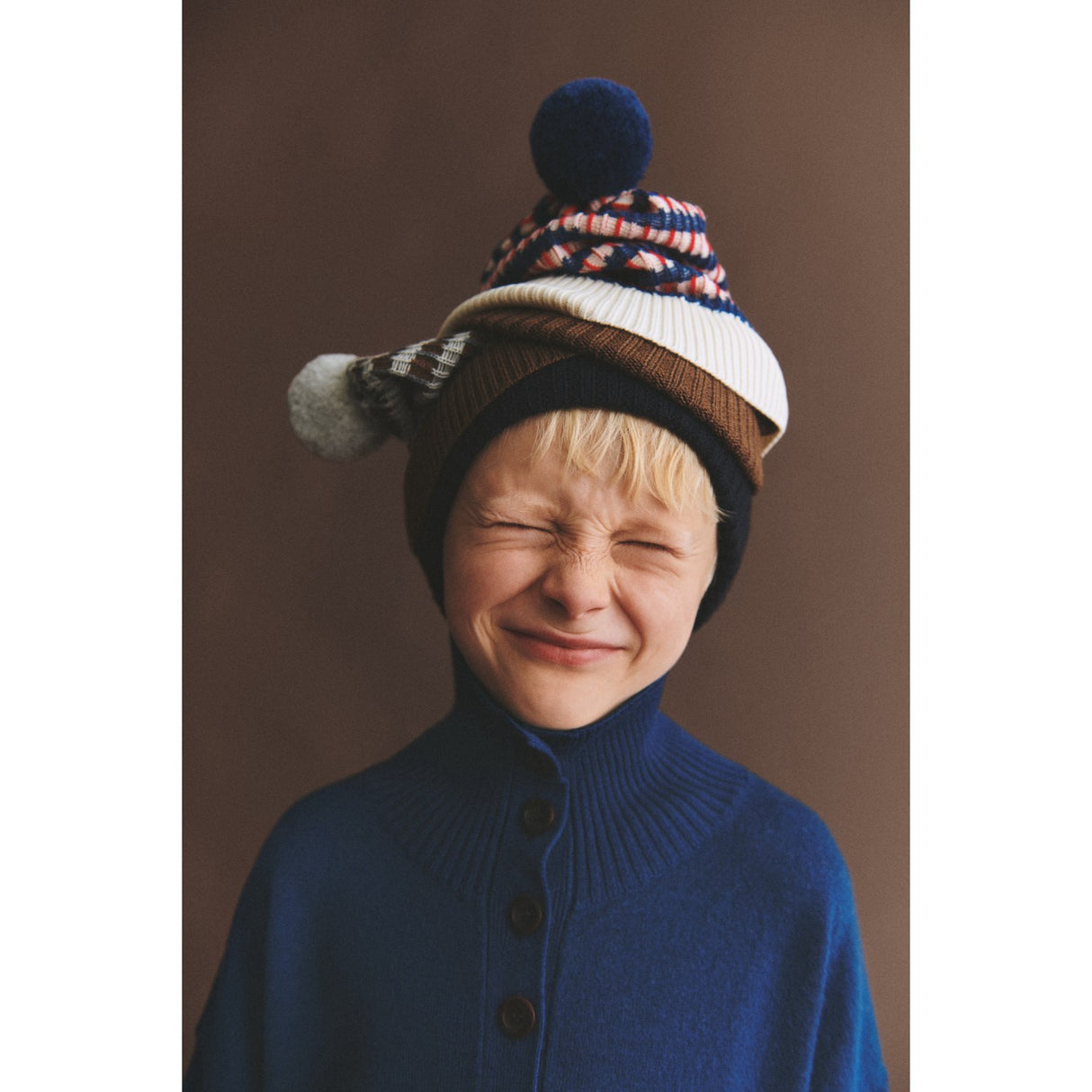 FUB Ercu/Deep Indigo/Classic Red Multi Mössa