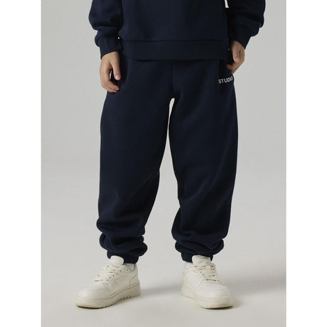 Name It Dark Sapphire Bright White Print Nkmrio Rlx Sweat Byxor Bru Noos