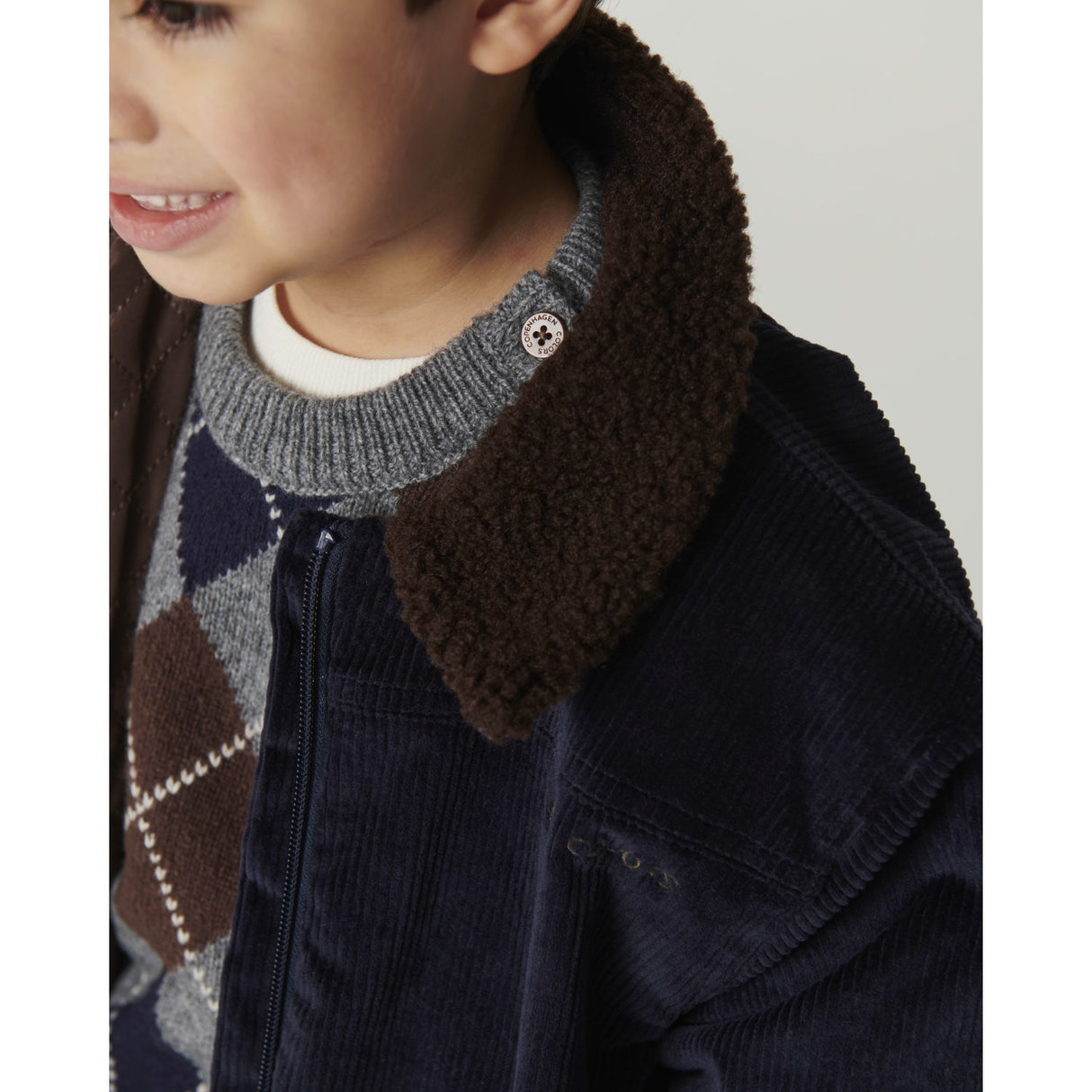 COPENHAGEN COLORS Grey Mel./Dk. Brown/Navy Comb. Argyle Stickad Pullover