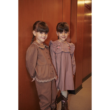 COPENHAGEN COLORS Walnut Twill Blus M/ Embroidery