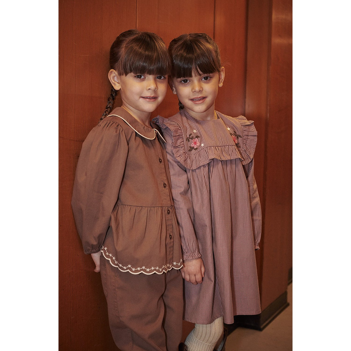 COPENHAGEN COLORS Walnut Twill Blus M/ Embroidery
