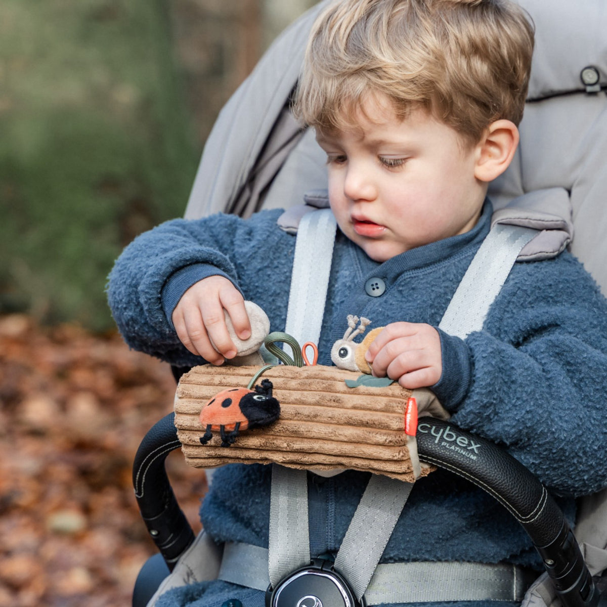 DonebyDeer Colour Mix Tiny Trails Stroller Activity Leksak