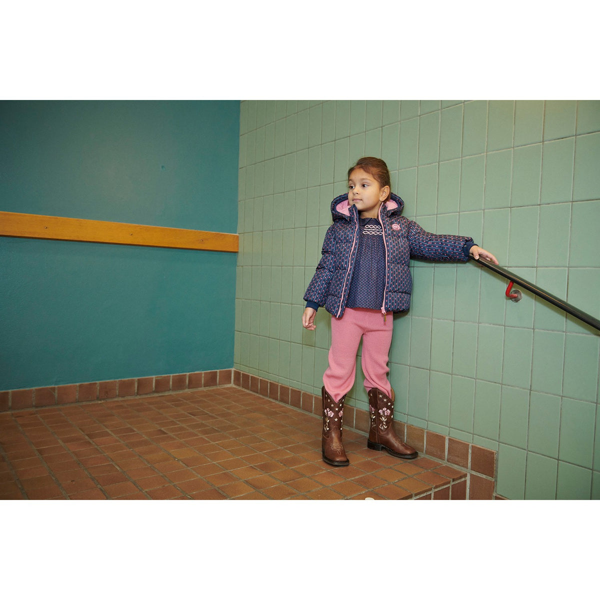 COPENHAGEN COLORS Navy Flower Aop 2 I 1 Puffer Jacka M/ Removable Ärmar