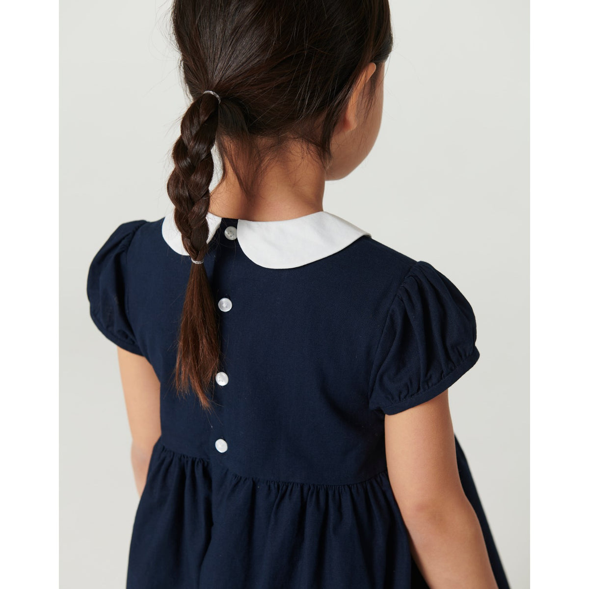 COPENHAGEN COLORS Navy Comb. Klänning M/ Handmade Smock Embroidery