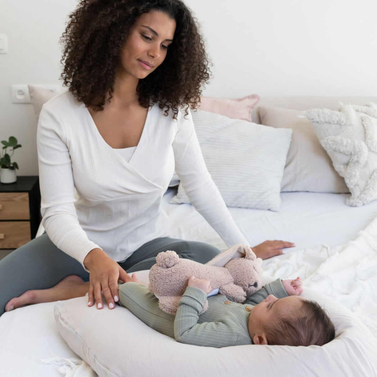Doomoo Beige Basic Nursing & Pregnancy Kudde