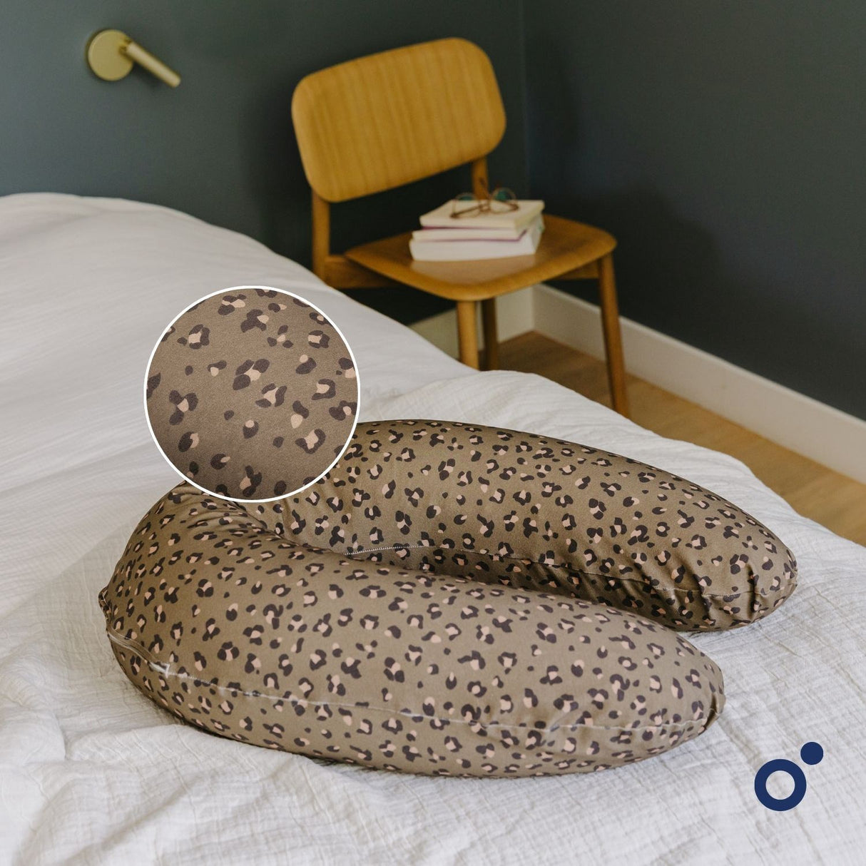 Doomoo Dark Leopard Nursing & Pregnancy Kudde
