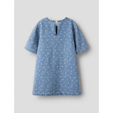 Name It Light Blue Denim Flower Aop Nkfpsilla Dnm Aop Ss Klänning 2121-Im