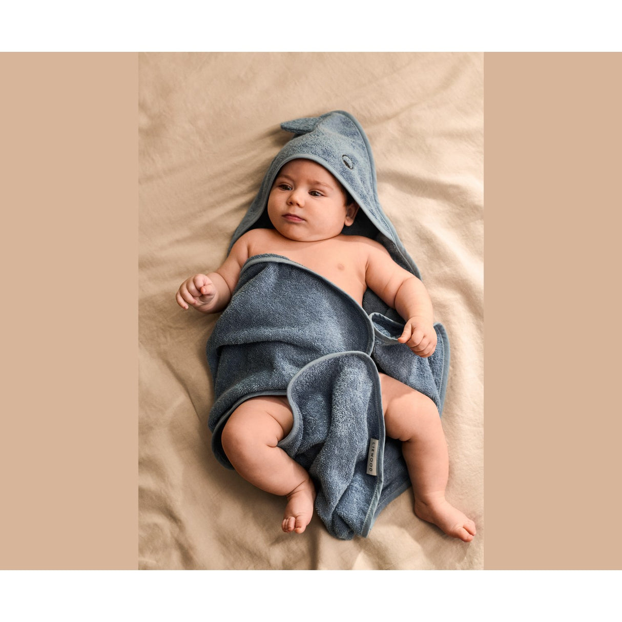 LIEWOOD Beach Blue Albert Dino Hooded Handduk