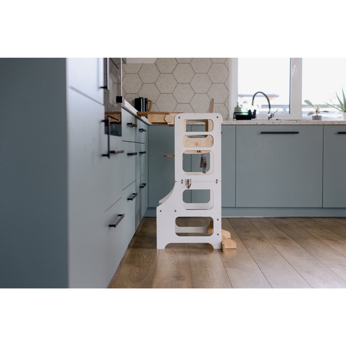 Duck Woodworks White Foldbar EC Kitchen Tower Med Højt Stol Addon Sett