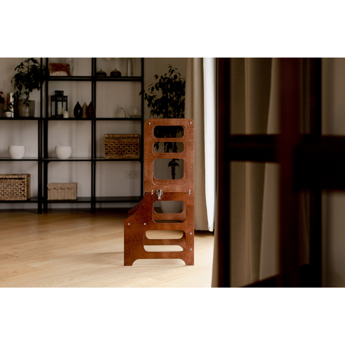 Duck Woodworks Honey Glaze Foldbar Tower Stained