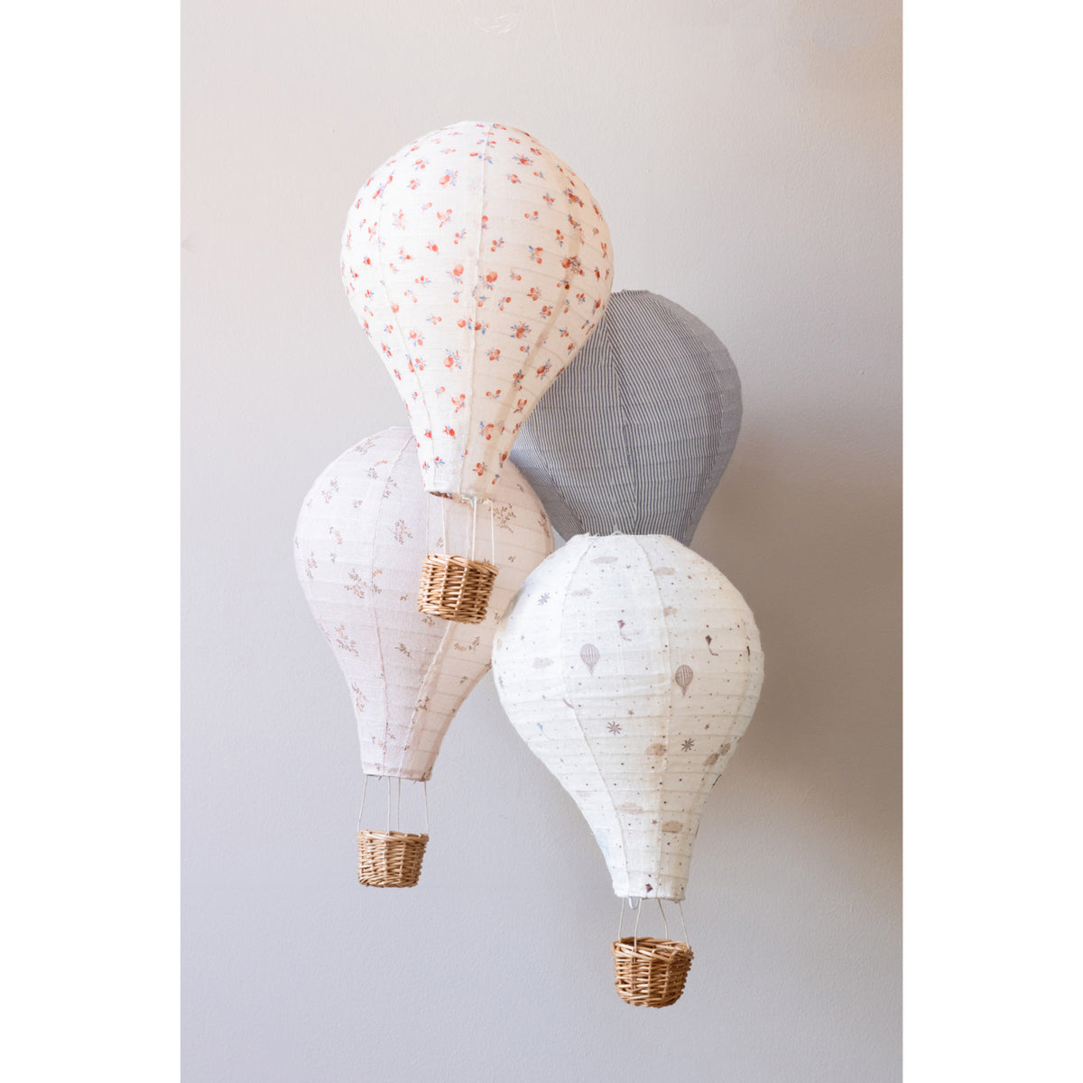 Cam Cam Copenhagen Classic Stripes Blue Lampa Shade Hot Air Balloon