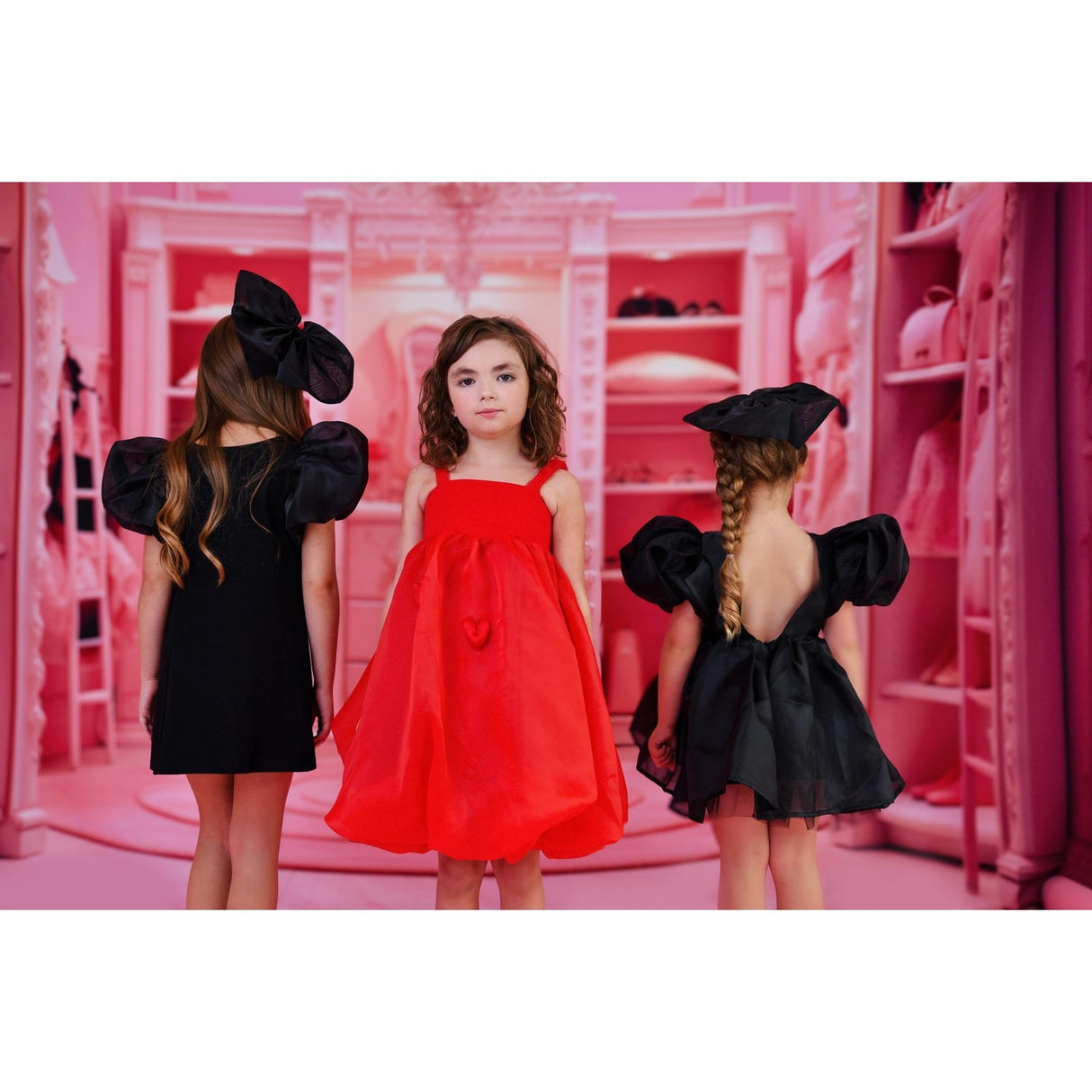 Dolly by Le Petit Tom Black Dolly World V-Back Puff Sleeve Organza Tutu Klänning