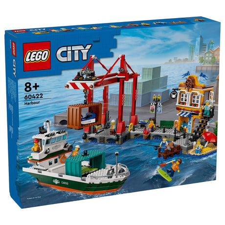 LEGO® City vid vattnet med lastfartyg