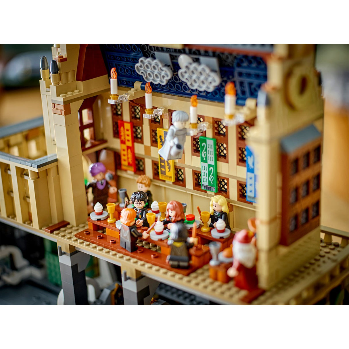 LEGO® Harry Potter™Hogwarts™ slott: Stora salen 5
