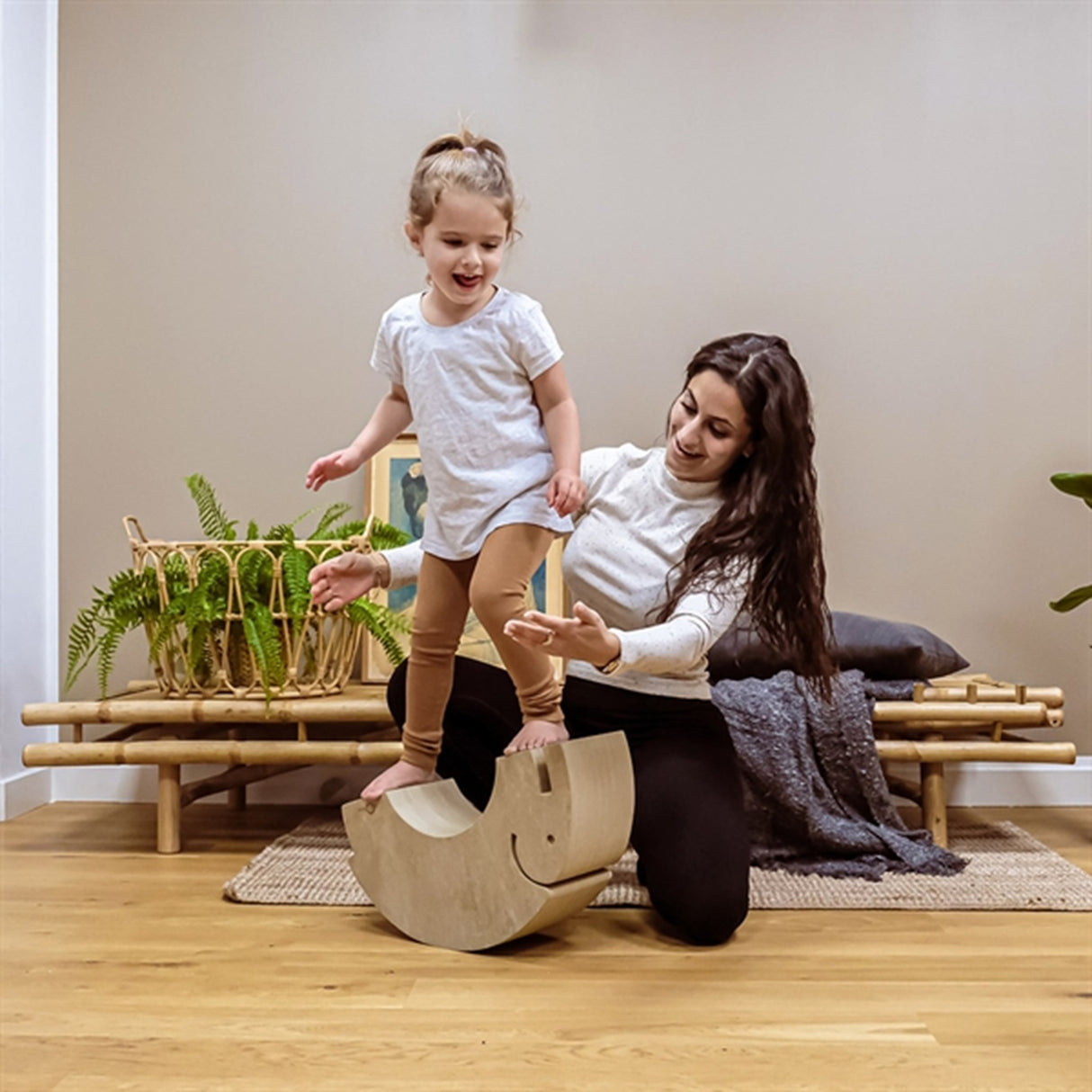 bObles Elefant Medium+ Walnut