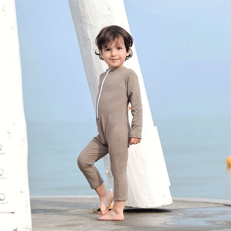 Petit Crabe Taupe Lou Basic Onesies 2