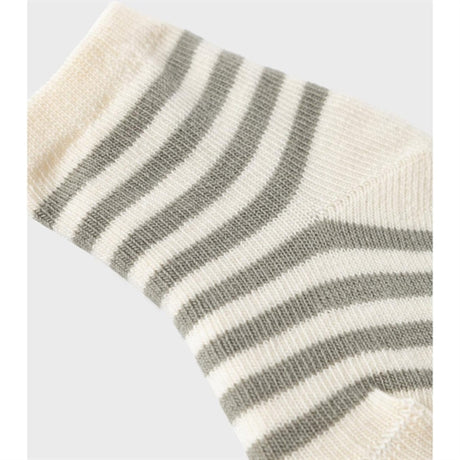 Lil'Atelier Dried Sage Elove Stripe Strumpor 2