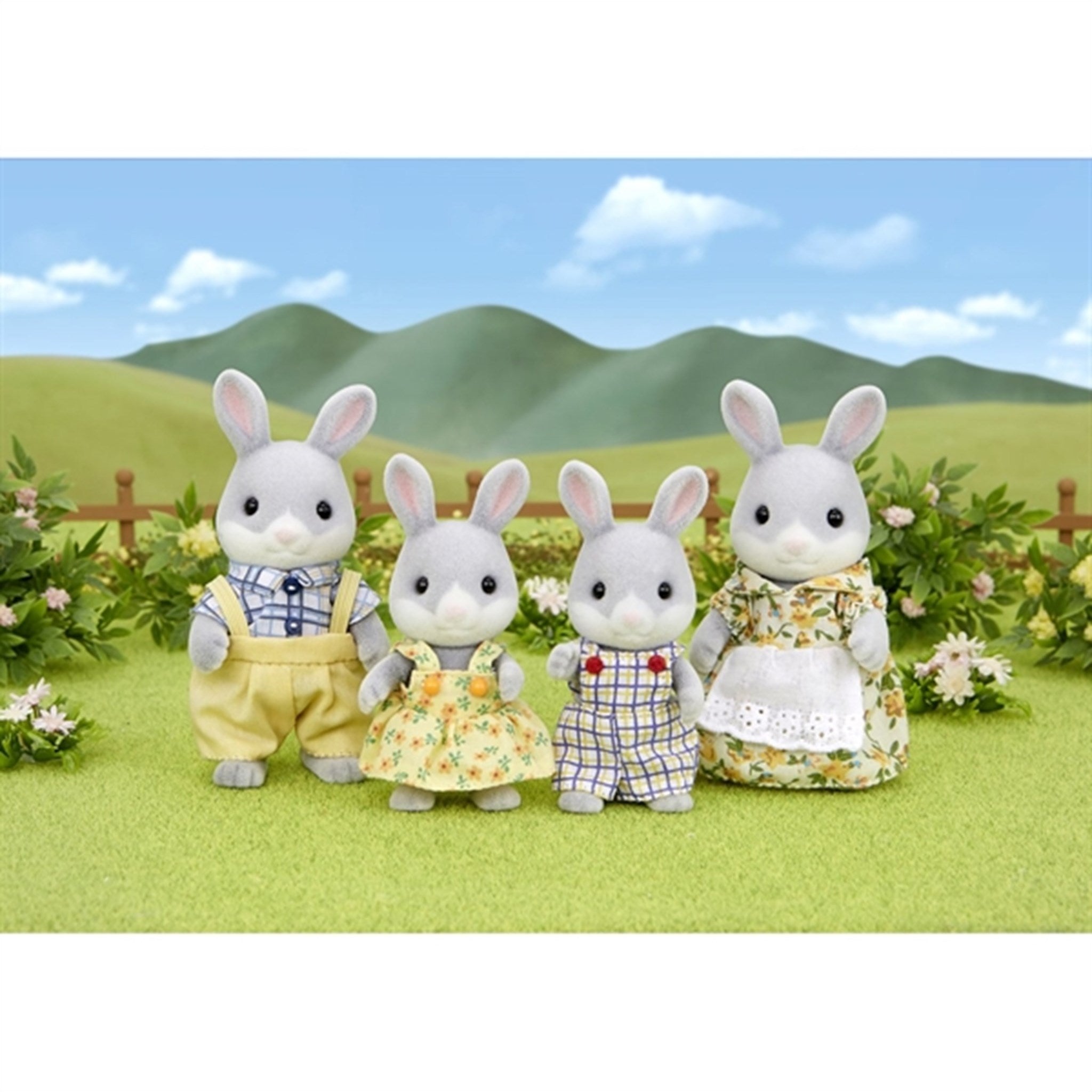 Sylvanian Families® Familjen Bunny 2