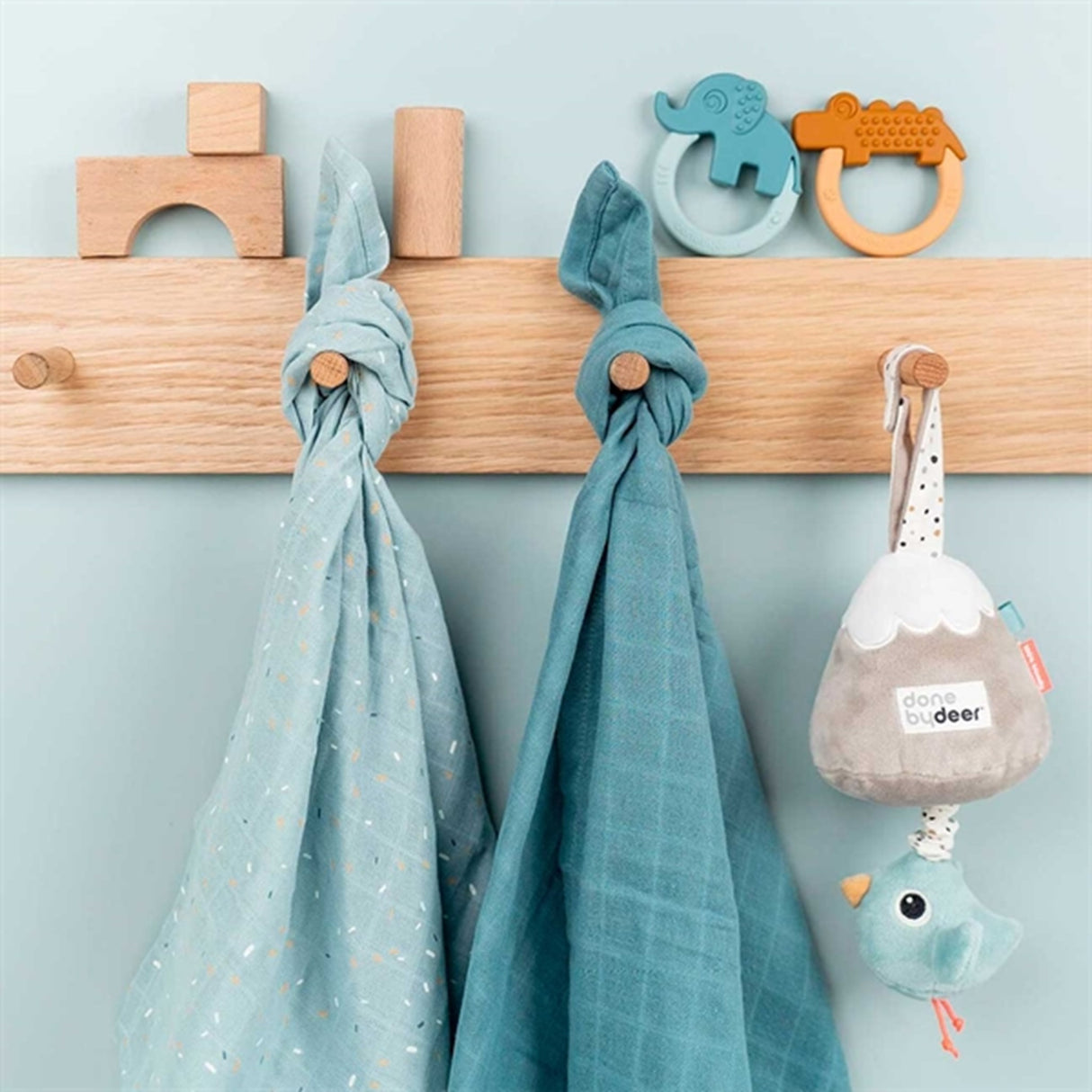 Done by Deer MusikLeksak Birdy Colour Mix