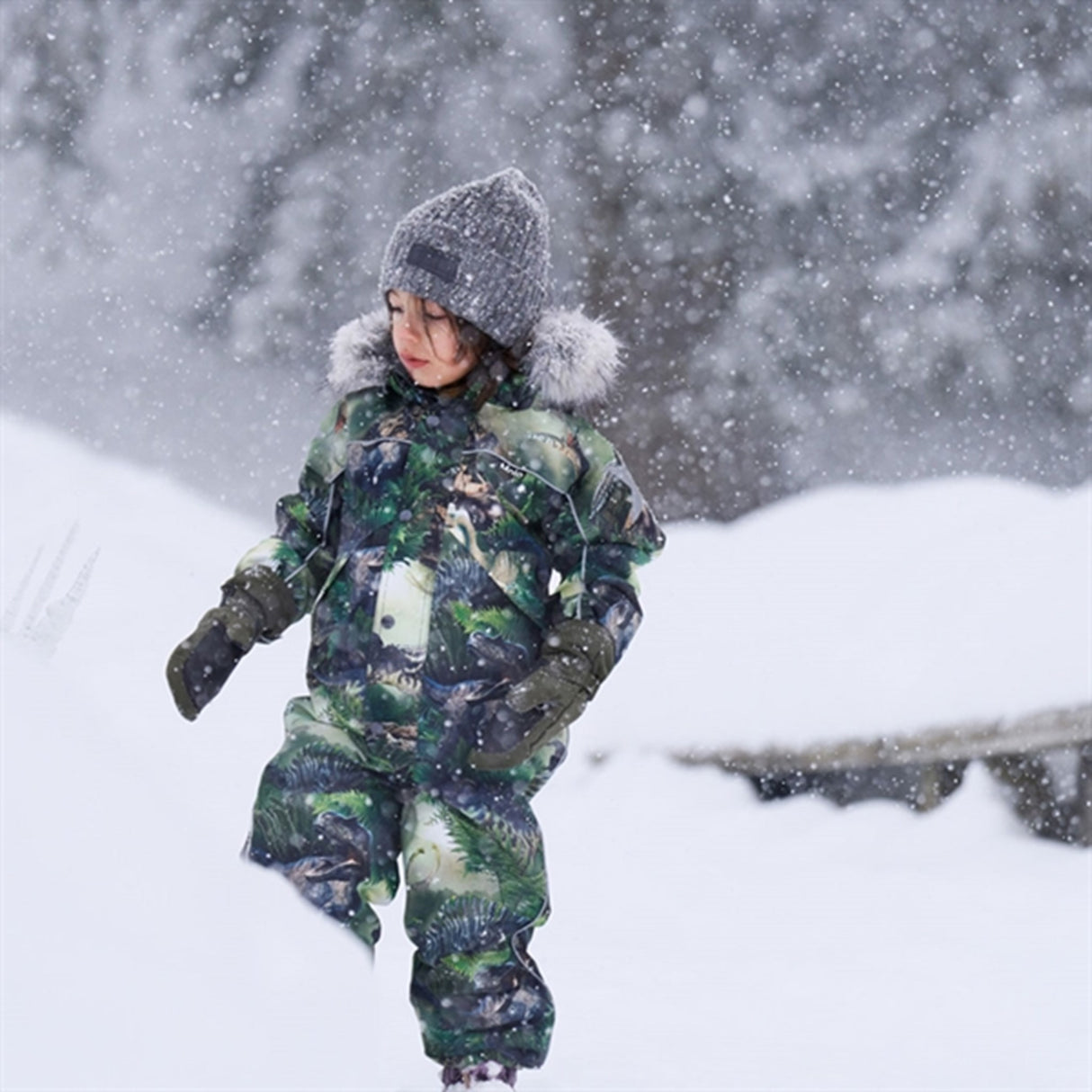 Molo Vinteroverall Dino Forest Polaris Fur 2