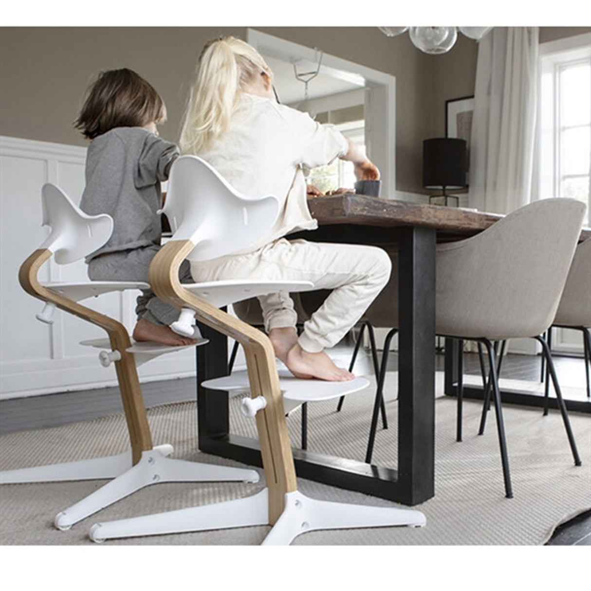 Stokke® Nomi® Stol Eg White Inkl. Babysæt 2