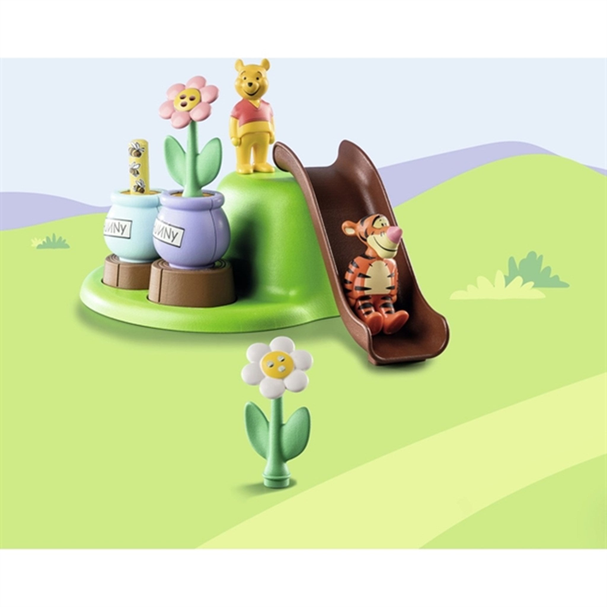 Playmobil® 1.2.3 & Disney - Winnie's & Tigger's Bee Garden 8