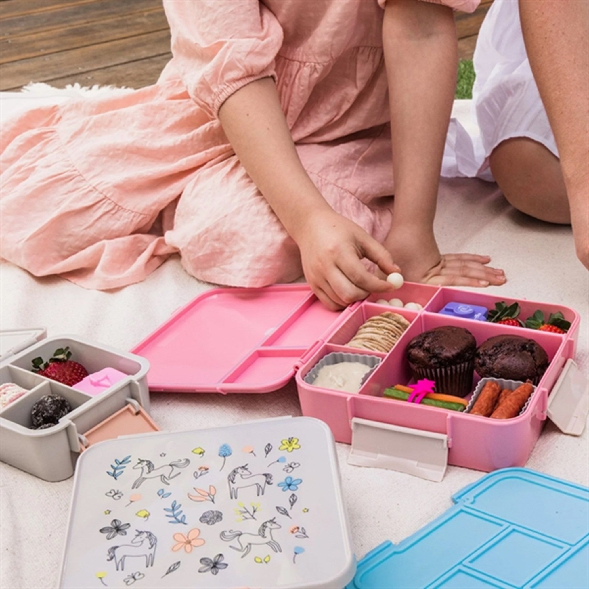 Little Lunch Box Co Bento 3+ Matlåda Blush Pink 4