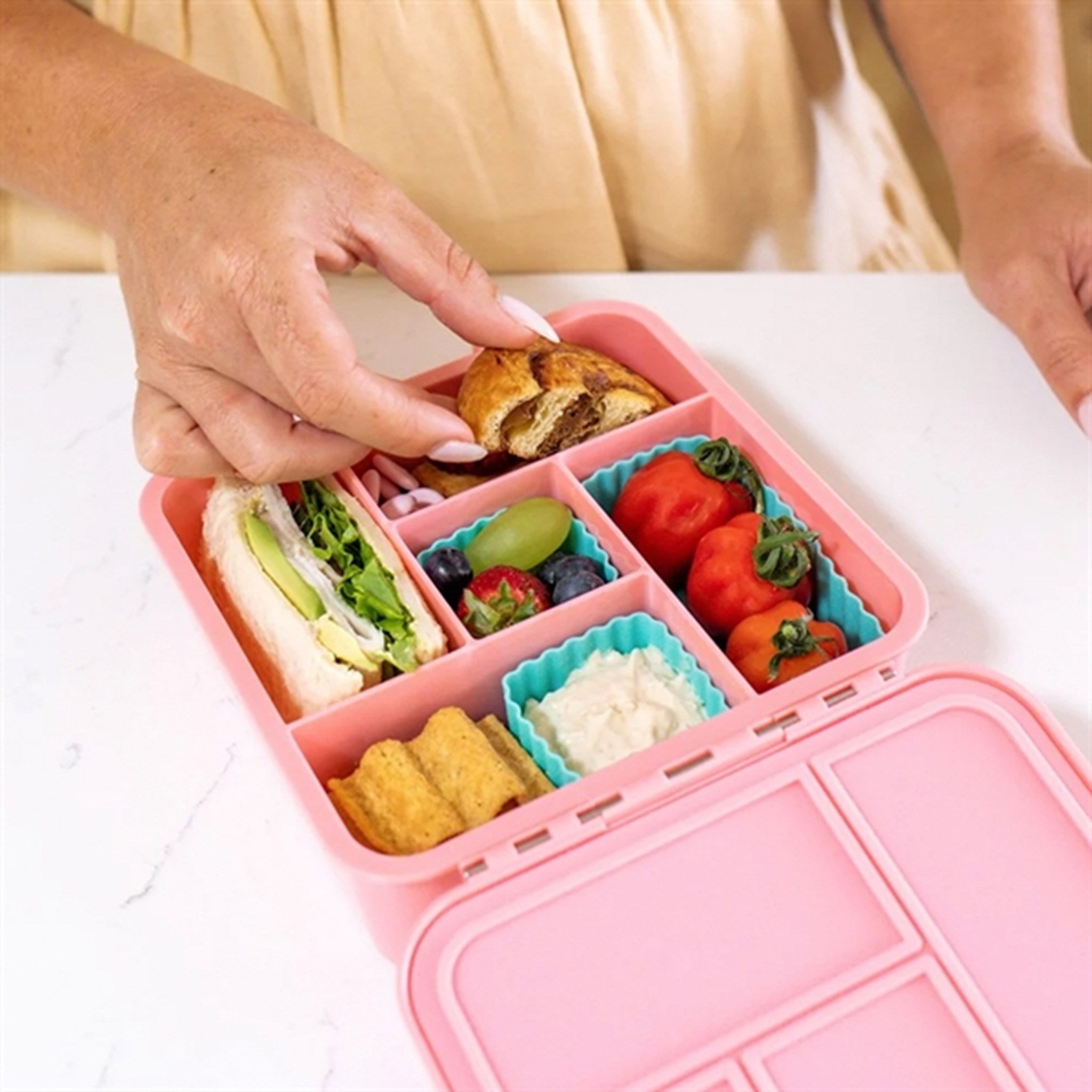 Little Lunch Box Co Bento 5 Matlåda Strawberry 3