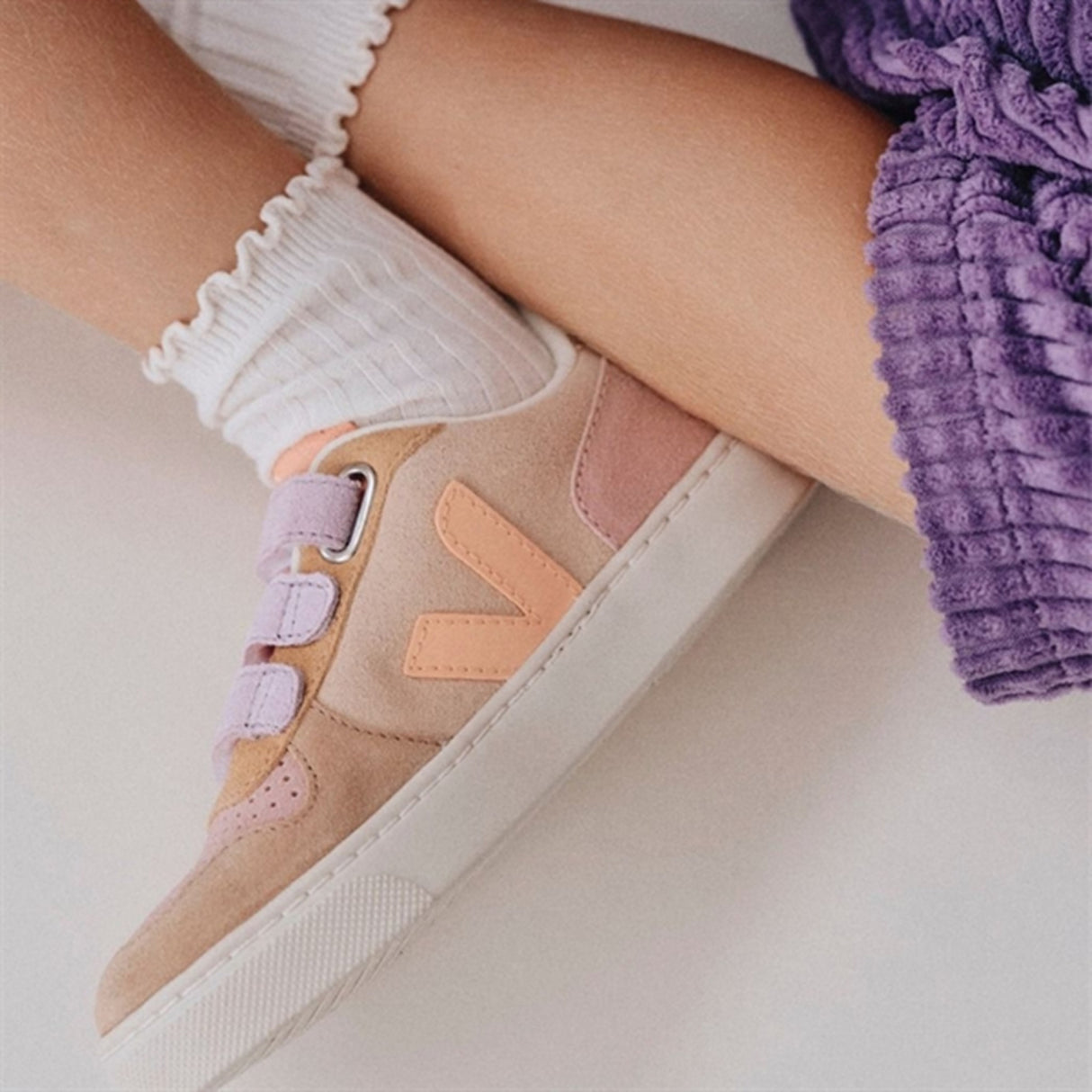 Veja V-10 Sneakers Multico Sable 2