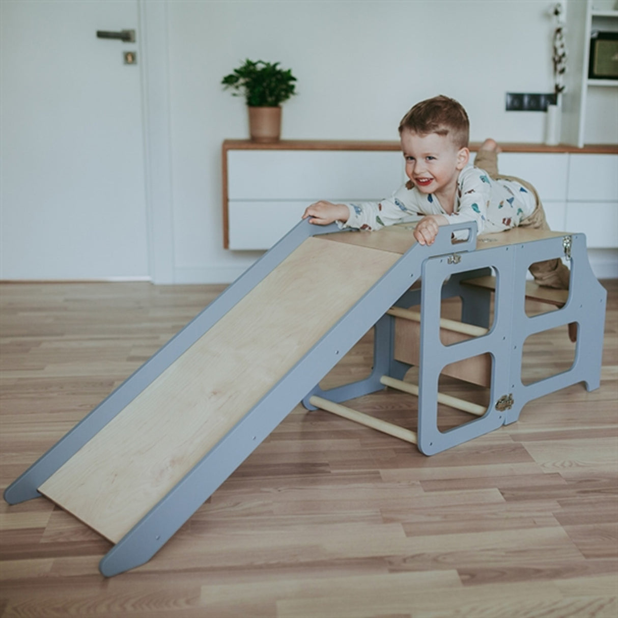 Duck Woodworks Foldable Kitchen Tower w. Slide Grey 2