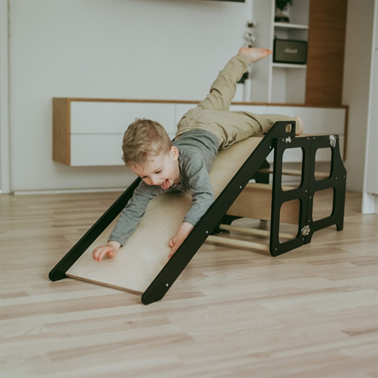 Duck Woodworks Foldable Kitchen Tower w. Slide Black 3