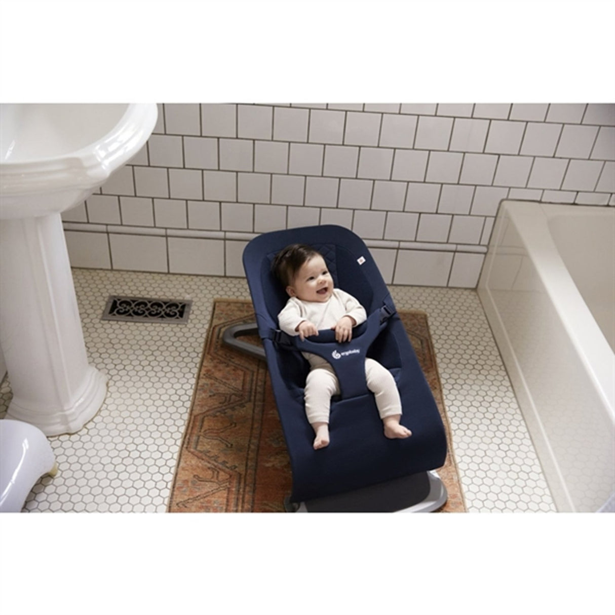 Ergobaby Evolve 3-I-1 Liggstol Midnight Blue 3