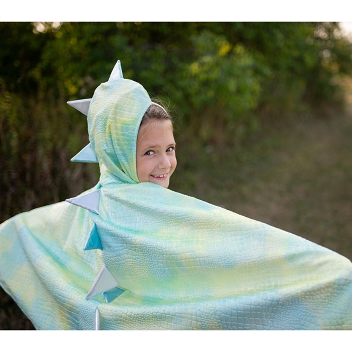 Great Pretenders Rainbow reversible Unicorn Dragon Cape 3