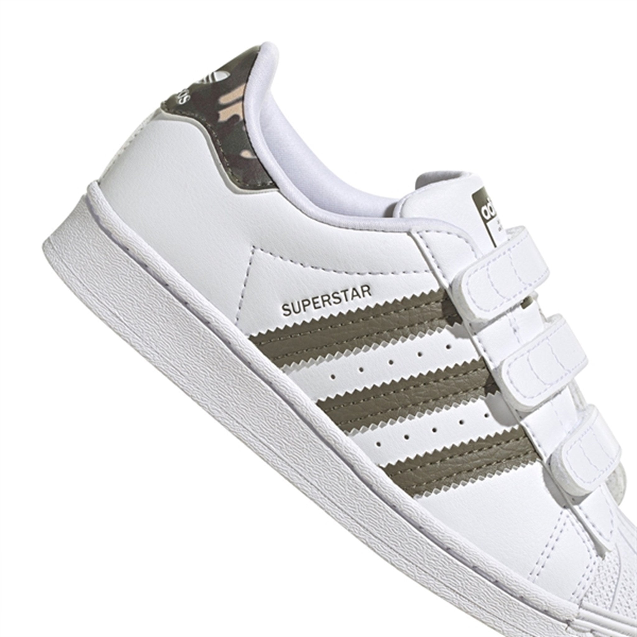 adidas Originals Superstar Sneakers White / Olive